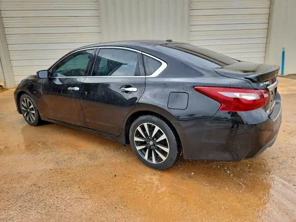 1N4AL3AP7JC114317 2018 NISSAN ALTIMA - Image 2