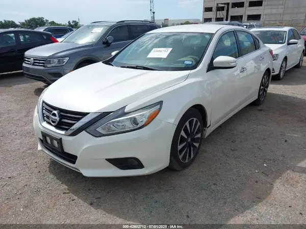 1N4AL3AP7JC115144 2018 NISSAN ALTIMA - Image 2
