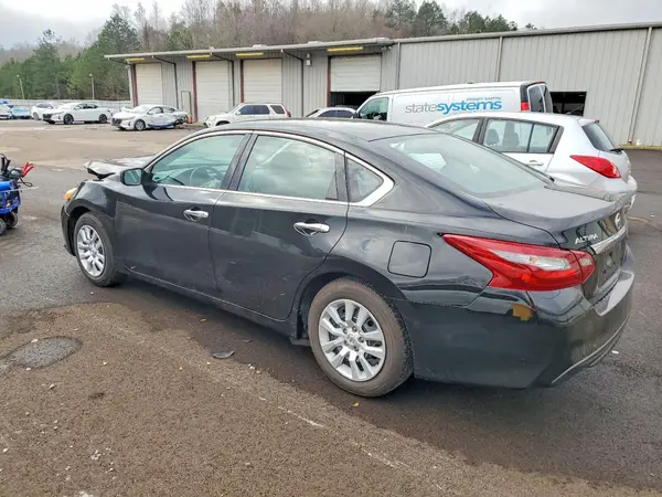 1N4AL3AP7JC115791 2018 NISSAN ALTIMA - Image 2
