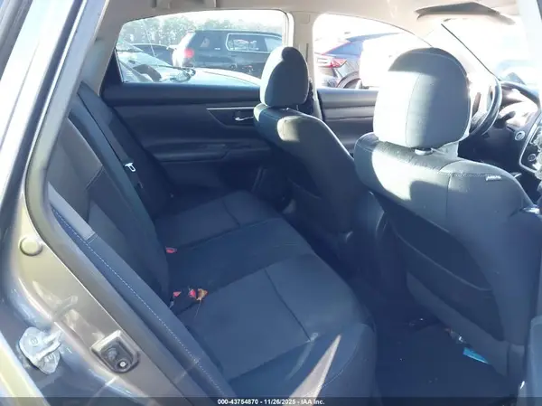 1N4AL3AP7JC116245 2018 NISSAN ALTIMA - Image 8