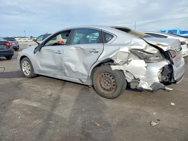 1N4AL3AP7JC117248 2018 NISSAN ALTIMA - Image 2