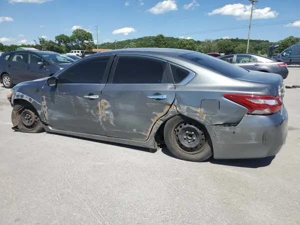1N4AL3AP7JC117315 2018 NISSAN ALTIMA - Image 2