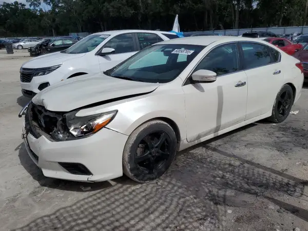 1N4AL3AP7JC119078 2018 NISSAN ALTIMA - Image 1