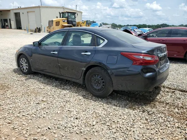 1N4AL3AP7JC119839 2018 NISSAN ALTIMA - Image 2