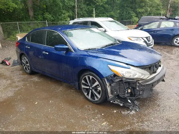 1N4AL3AP7JC119856 2018 NISSAN ALTIMA - Image 1