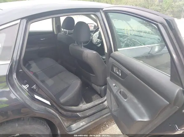1N4AL3AP7JC120537 2018 NISSAN ALTIMA - Image 8