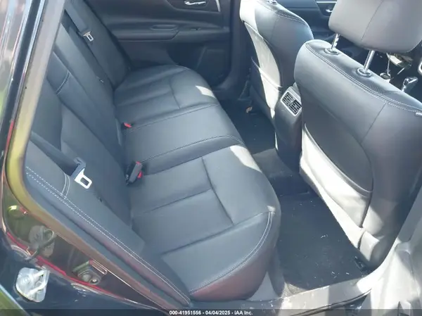 1N4AL3AP7JC121395 2018 NISSAN ALTIMA - Image 8