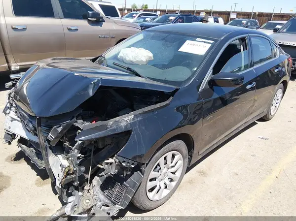 1N4AL3AP7JC121459 2018 NISSAN ALTIMA - Image 2