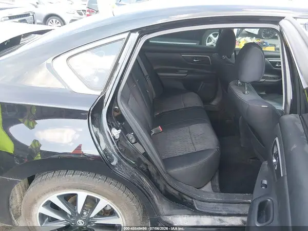 1N4AL3AP7JC121946 2018 NISSAN ALTIMA - Image 8