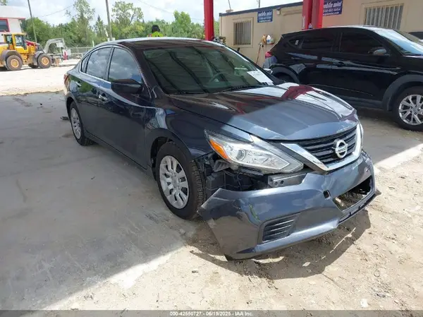 1N4AL3AP7JC122305 2018 NISSAN ALTIMA - Image 1