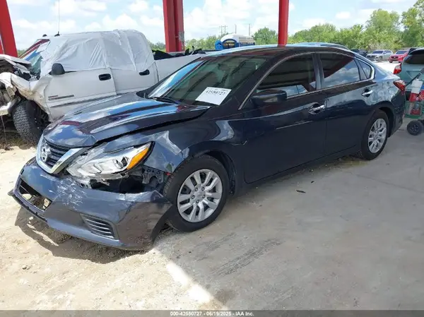 1N4AL3AP7JC122305 2018 NISSAN ALTIMA - Image 2
