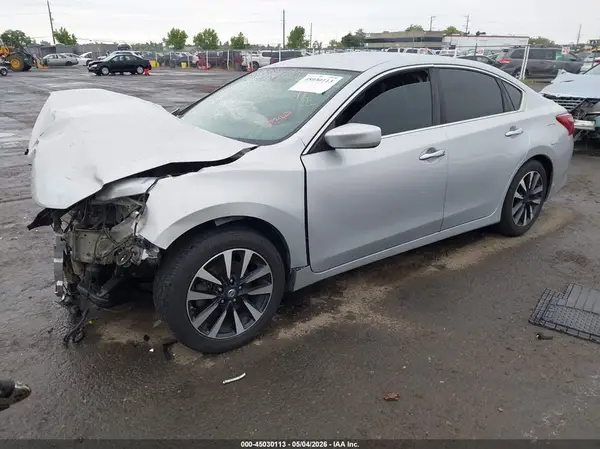 1N4AL3AP7JC122921 2018 NISSAN ALTIMA - Image 2