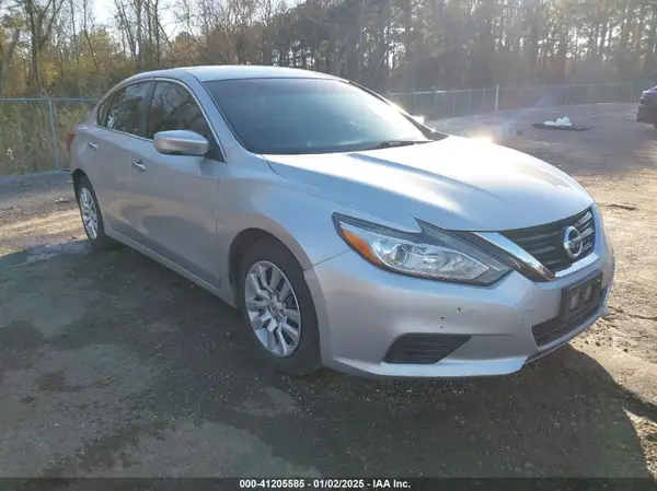 1N4AL3AP7JC122983 2018 NISSAN ALTIMA - Image 1