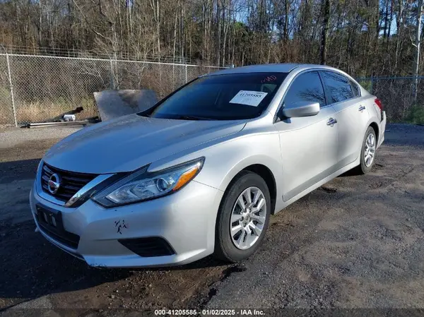 1N4AL3AP7JC122983 2018 NISSAN ALTIMA - Image 2