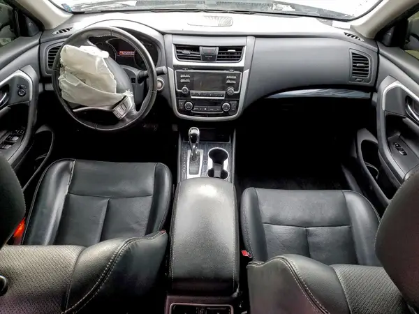 1N4AL3AP7JC124068 2018 NISSAN ALTIMA - Image 8