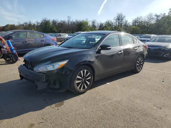 1N4AL3AP7JC125673 2018 NISSAN ALTIMA - Image 1