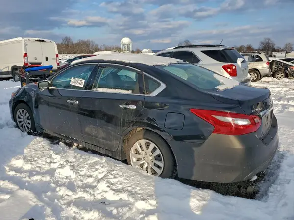 1N4AL3AP7JC127939 2018 NISSAN ALTIMA - Image 2