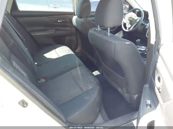 1N4AL3AP7JC128847 2018 NISSAN ALTIMA - Image 8