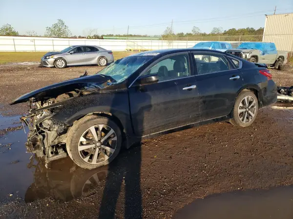1N4AL3AP7JC131747 2018 NISSAN ALTIMA - Image 1