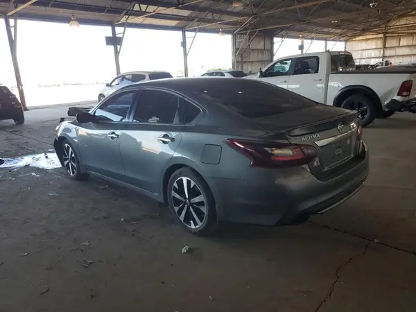1N4AL3AP7JC132025 2018 NISSAN ALTIMA - Image 2