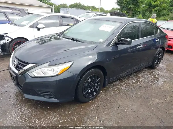 1N4AL3AP7JC133059 2018 NISSAN ALTIMA - Image 2