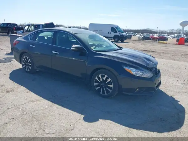 1N4AL3AP7JC134311 2018 NISSAN ALTIMA - Image 1