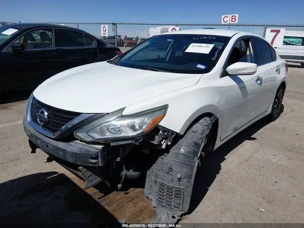 1N4AL3AP7JC134891 2018 NISSAN ALTIMA - Image 2