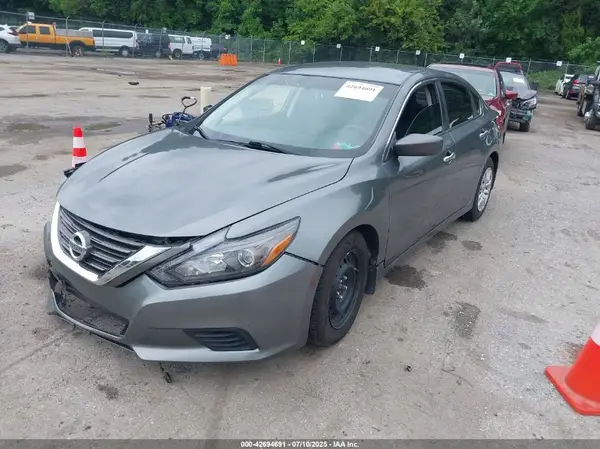 1N4AL3AP7JC136060 2018 NISSAN ALTIMA - Image 2