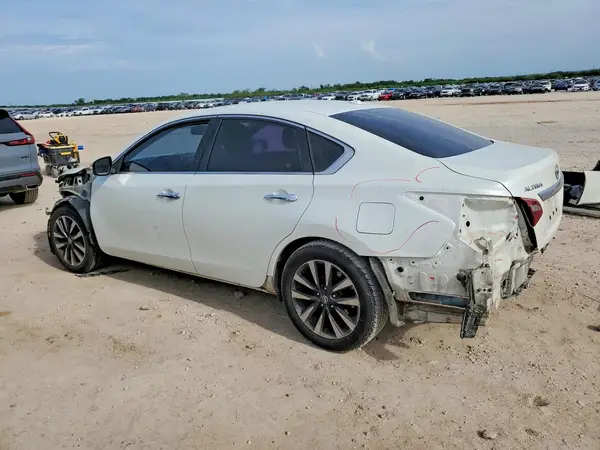 1N4AL3AP7JC136463 2018 NISSAN ALTIMA - Image 2