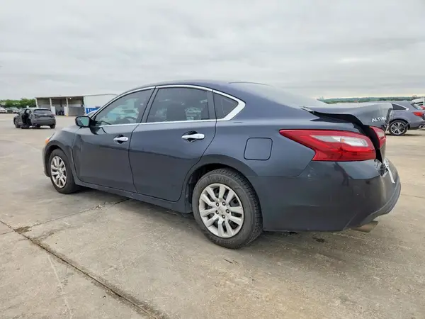1N4AL3AP7JC137130 2018 NISSAN ALTIMA - Image 2