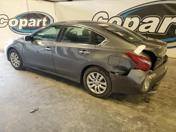 1N4AL3AP7JC137337 2018 NISSAN ALTIMA - Image 2