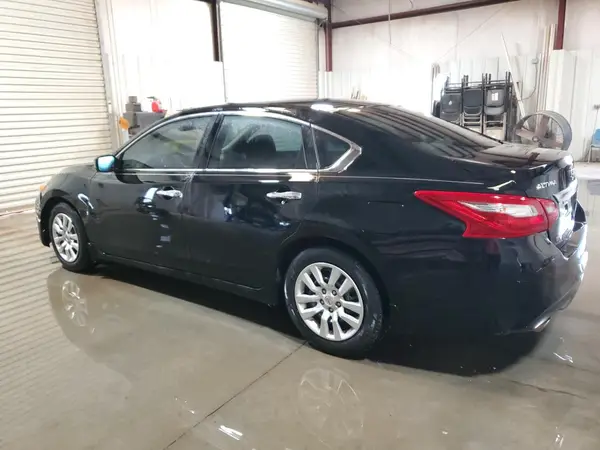 1N4AL3AP7JC137550 2018 NISSAN ALTIMA - Image 2