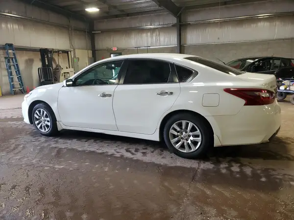 1N4AL3AP7JC138455 2018 NISSAN ALTIMA - Image 2