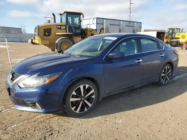 1N4AL3AP7JC138729 2018 NISSAN ALTIMA - Image 1