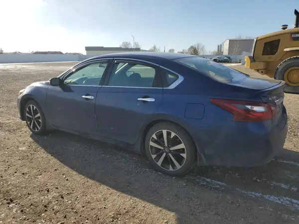1N4AL3AP7JC138729 2018 NISSAN ALTIMA - Image 2