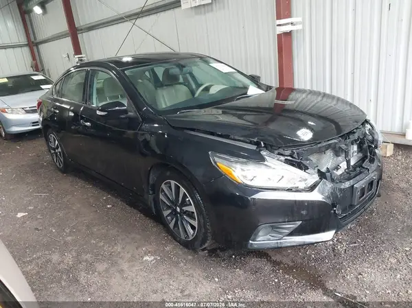 1N4AL3AP7JC139167 2018 NISSAN ALTIMA - Image 1