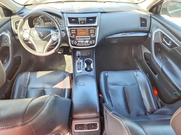 1N4AL3AP7JC139556 2018 NISSAN ALTIMA - Image 8