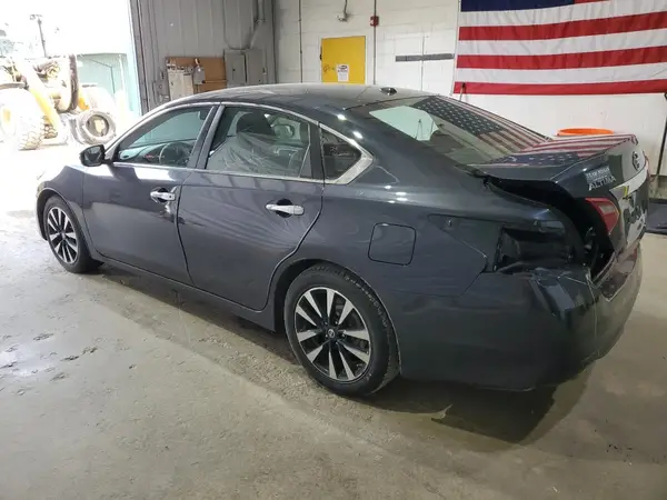 1N4AL3AP7JC139914 2018 NISSAN ALTIMA - Image 2