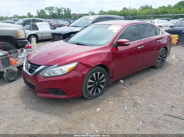 1N4AL3AP7JC141615 2018 NISSAN ALTIMA - Image 2