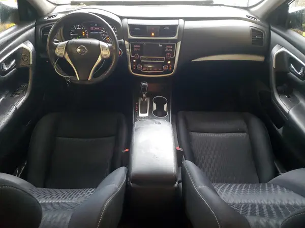 1N4AL3AP7JC144210 2018 NISSAN ALTIMA - Image 8