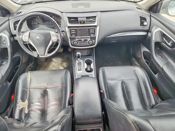 1N4AL3AP7JC144384 2018 NISSAN ALTIMA - Image 8