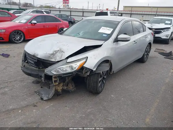 1N4AL3AP7JC144952 2018 NISSAN ALTIMA - Image 2