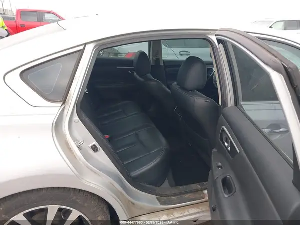 1N4AL3AP7JC144952 2018 NISSAN ALTIMA - Image 8