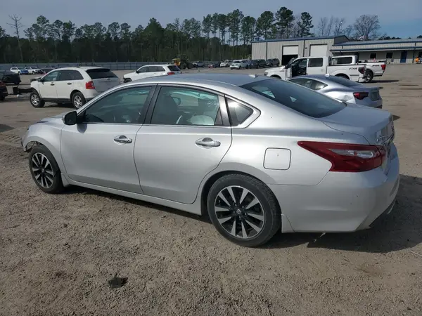 1N4AL3AP7JC146653 2018 NISSAN ALTIMA - Image 2