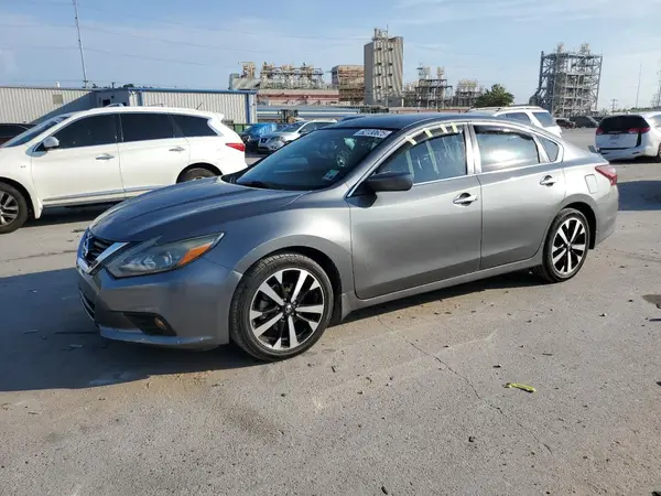 1N4AL3AP7JC146703 2018 NISSAN ALTIMA - Image 1
