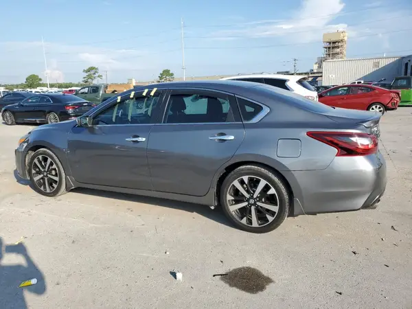 1N4AL3AP7JC146703 2018 NISSAN ALTIMA - Image 2