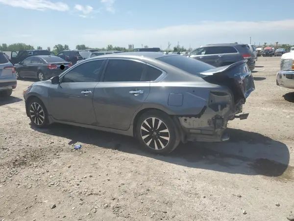 1N4AL3AP7JC146717 2018 NISSAN ALTIMA - Image 2