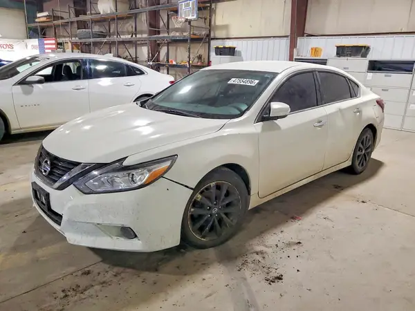 1N4AL3AP7JC147771 2018 NISSAN ALTIMA - Image 1