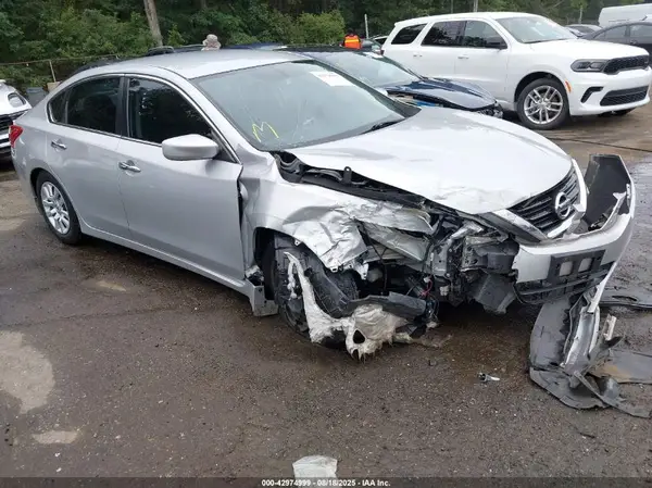 1N4AL3AP7JC149682 2018 NISSAN ALTIMA - Image 1