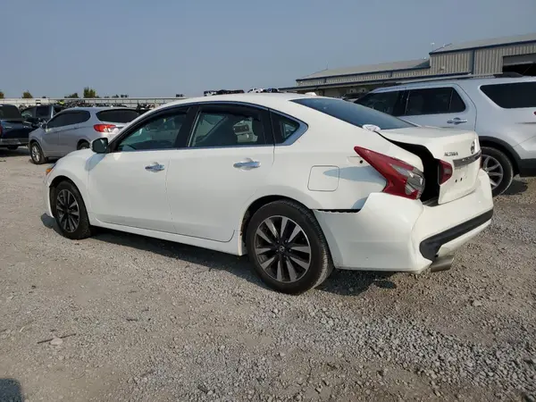 1N4AL3AP7JC149746 2018 NISSAN ALTIMA - Image 2